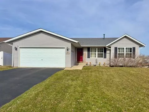 6492 Edgewood Rd, Machesney Park, IL 61115