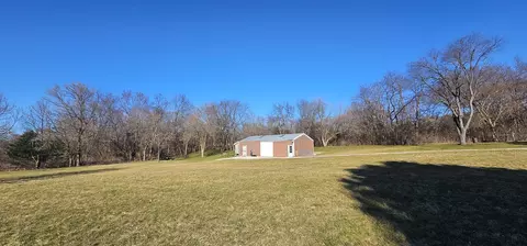 Exterior - 10391 Moonglow Dr, Roscoe, IL 61073 photo 28 of 30