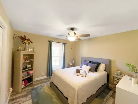 Bedroom - 10391 Moonglow Dr, Roscoe, IL 61073 photo 2 of 12