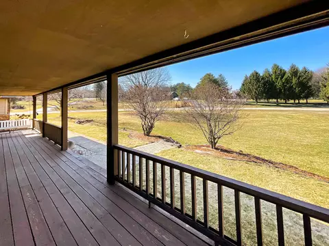Exterior - 10391 Moonglow Dr, Roscoe, IL 61073 photo 18 of 30
