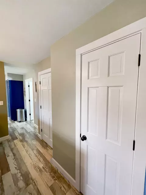 Entry Way - 10391 Moonglow Dr, Roscoe, IL 61073 photo 4 of 4