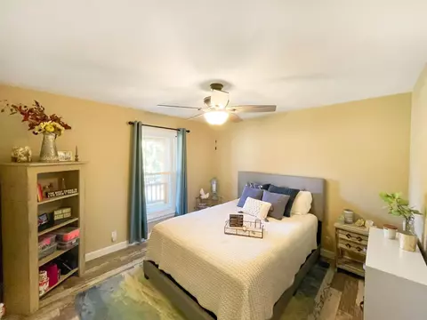 Bedroom - 10391 Moonglow Dr, Roscoe, IL 61073 photo 4 of 12