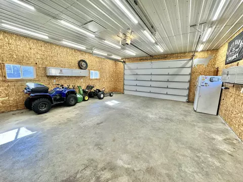Exterior - 6694 Belvidere Rd, Roscoe, IL 61073 photo 9 of 12