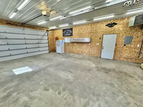 Exterior - 6694 Belvidere Rd, Roscoe, IL 61073 photo 10 of 12