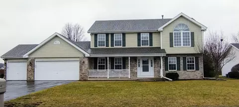 10850 Lemon Grass Ln, Roscoe, IL 61073