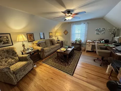 Living - 630 E Franklin St, Lanark, IL 61046 photo 5 of 11