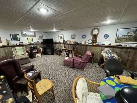 Living - 630 E Franklin St, Lanark, IL 61046 photo 9 of 11