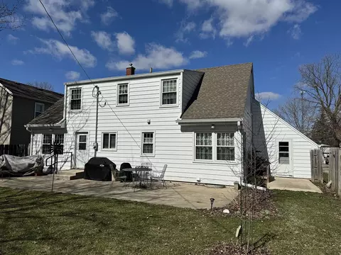 Exterior - 630 E Franklin St, Lanark, IL 61046 photo 4 of 10