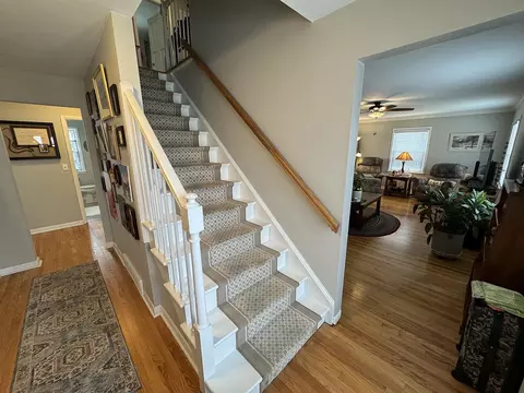 Entry Way - 630 E Franklin St, Lanark, IL 61046 photo 2 of 3