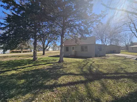 5519 Reimer St, Roscoe, IL 61073 photo 2