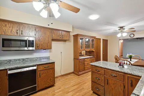 Kitchen - 1924 Schell Dr, Rockford, IL 61109 photo 5 of 7