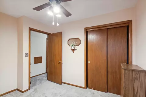 Bedroom - 1924 Schell Dr, Rockford, IL 61109 photo 4 of 4