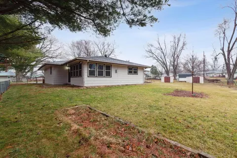 Exterior - 1924 Schell Dr, Rockford, IL 61109 photo 7 of 12