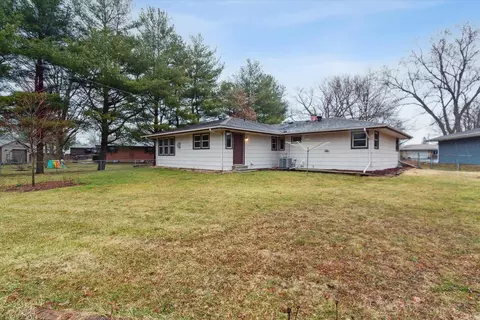 Exterior - 1924 Schell Dr, Rockford, IL 61109 photo 9 of 12