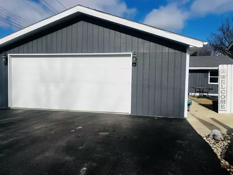 102 E Snyder, Davis, IL 61019 photo 4