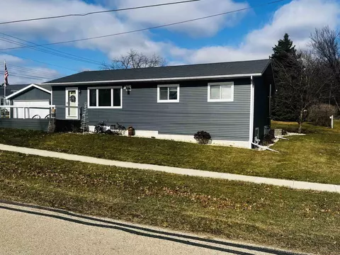 102 E Snyder, Davis, IL 61019 photo 2
