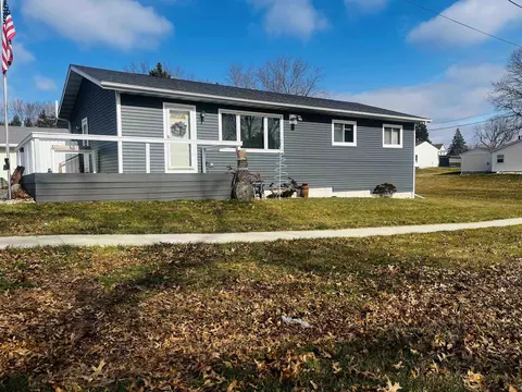 102 E Snyder, Davis, IL 61019