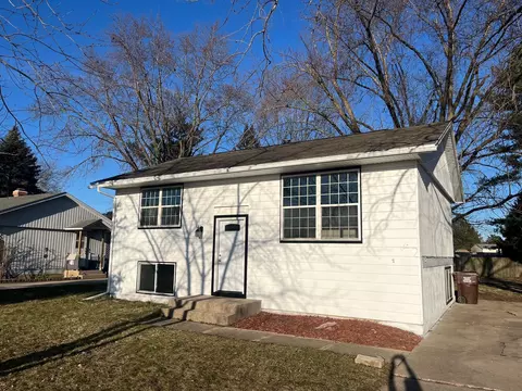 15547 Arneman Dr, South Beloit, IL 61080