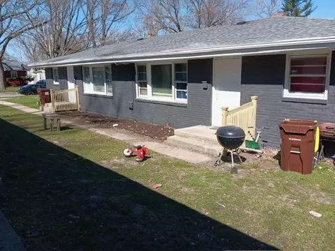 1025 Irving, Rockford, IL 61101