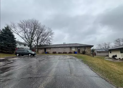 4407 Grinnell Dr, Rockford, IL 61109