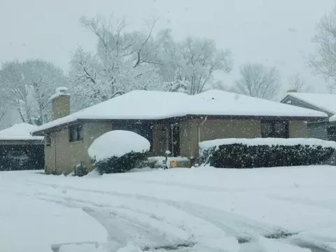 2322 Midway Dr, Rockford, IL 61103