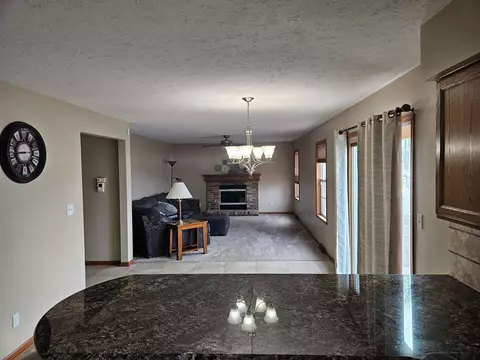 Living - 10590 Meadowsweet Ln, Roscoe, IL 61073 photo 1 of 2