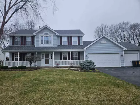 10590 Meadowsweet Ln, Roscoe, IL 61073