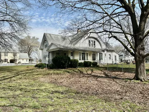 215 Plummer Ave, Chadwick, IL 61014 photo 21