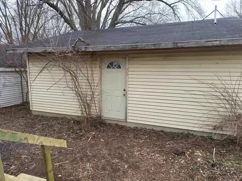 Exterior - 205 E Chicago Ave, Davis Junction, IL 61020 photo 4 of 7