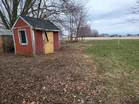 Exterior - 205 E Chicago Ave, Davis Junction, IL 61020 photo 6 of 7