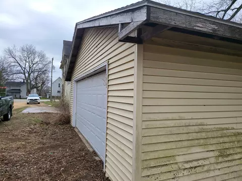 Exterior - 205 E Chicago Ave, Davis Junction, IL 61020 photo 7 of 7