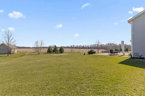 9979 Sara Dr, Roscoe, IL 61073 photo 21