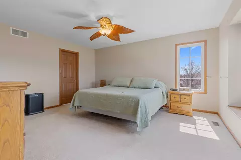 9979 Sara Dr, Roscoe, IL 61073 photo 11