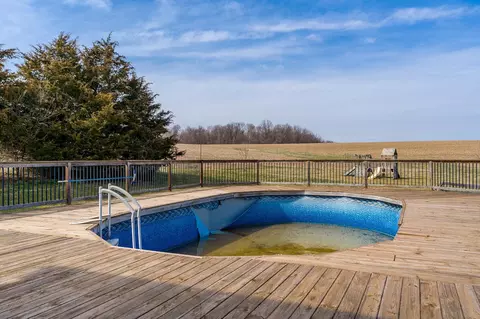 Exterior - 10760 E Rock Grove Rd, Davis, IL 61019 photo 11 of 30