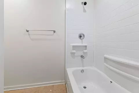 1214 Samuelson Rd, Rockford, IL 61109 photo 8