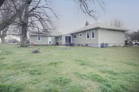 616 N Davis St, Davis, IL 61019 photo 14