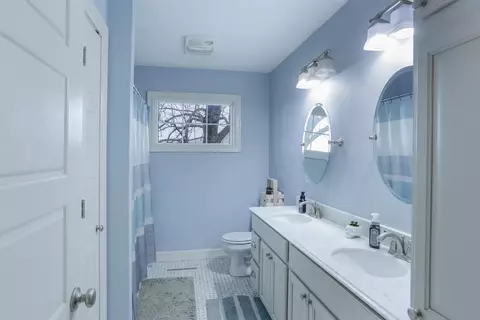 616 N Davis St, Davis, IL 61019 photo 9