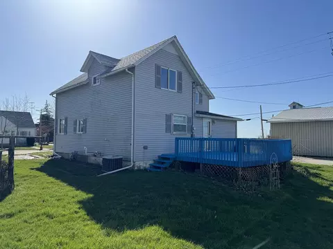 Exterior - 104 Calvert Ave, Chadwick, IL 61014 photo 6 of 6
