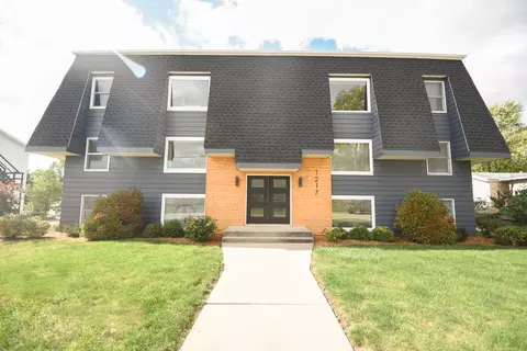 1217 Washington Ave, Dixon, IL 61021