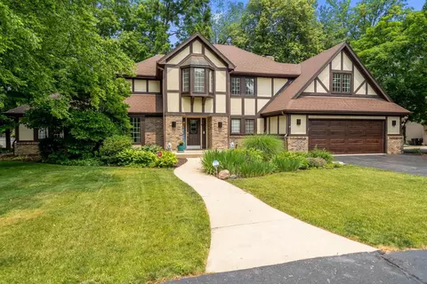 6418 Burberry Dr, Rockford, IL 61114