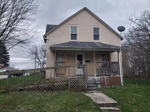 1002 Lincoln Ave, Rockford, IL 61102