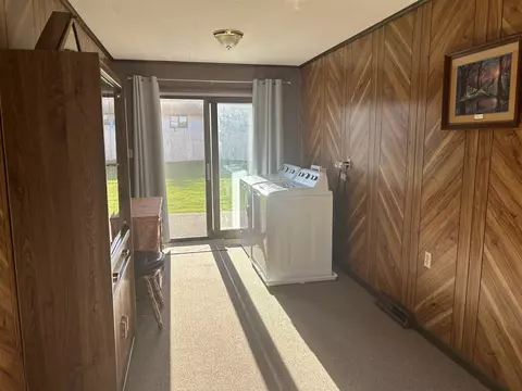 1125 Madison St, Pecatonica, IL 61063 photo 6