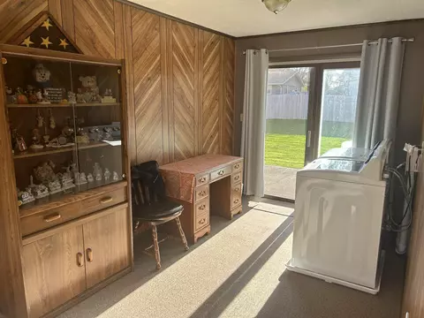 1125 Madison St, Pecatonica, IL 61063 photo 7