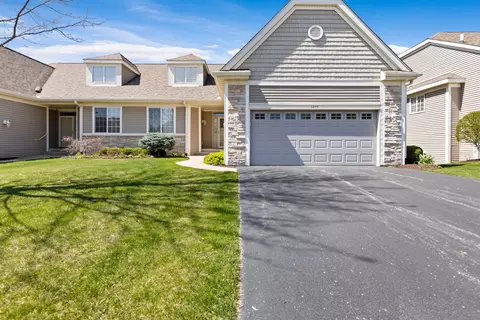 3244 Brook Harbour Dr, Rockford, IL 61114