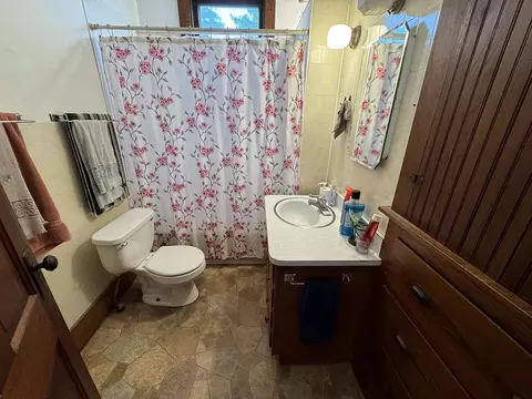 Bath - 430 N Main St, Chadwick, IL 61014 photo 1 of 2