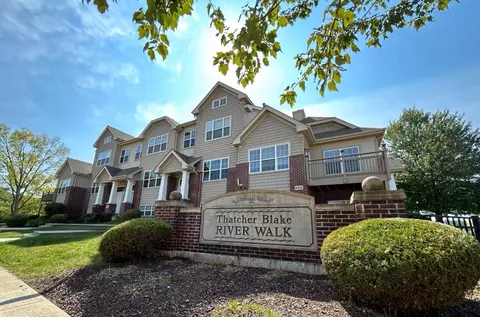 2401 River Oaks Apt 3 Ln, Rockford, IL 61102