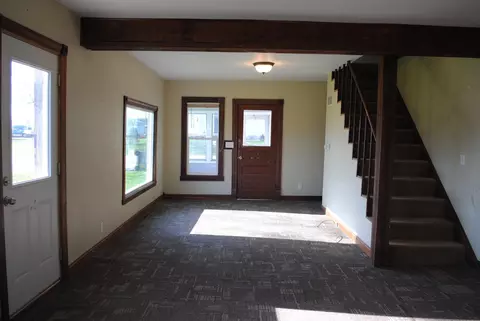 Entry Way - 312 E 2nd St, Leaf River, IL 61047 photo 3 of 7