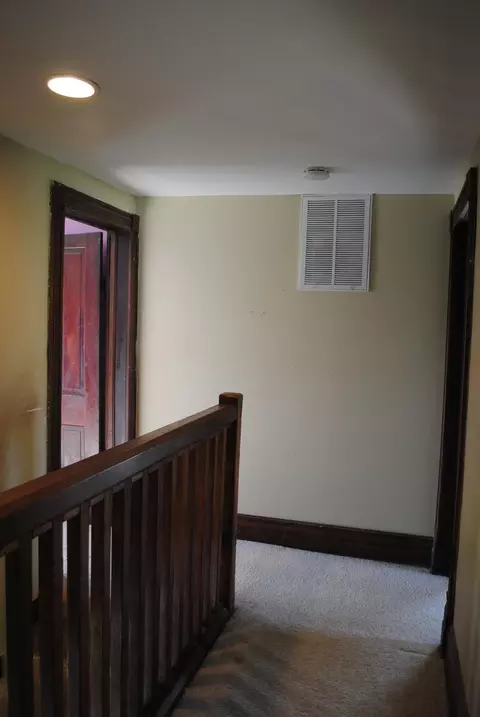 Entry Way - 312 E 2nd St, Leaf River, IL 61047 photo 5 of 7