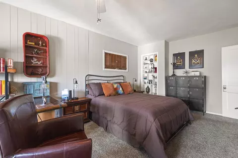 Bedroom - 1312 S Walnut Ave, Freeport, IL 61032 photo 2 of 3