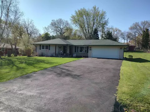 2859 Teton Dr, Rockford, IL 61109